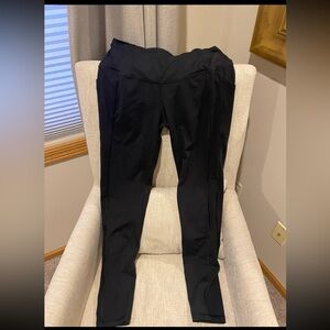 Knockout by Victoria’s Secret VSX black Full length workout leggings size M